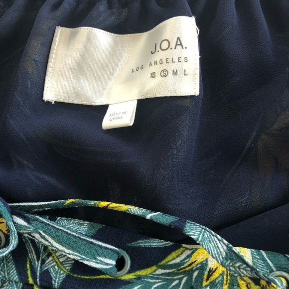 Off-shoulder party-top - Picture 3 of 3